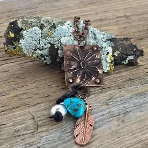 Beautiful copper and turquoise necklace by LDESIGN